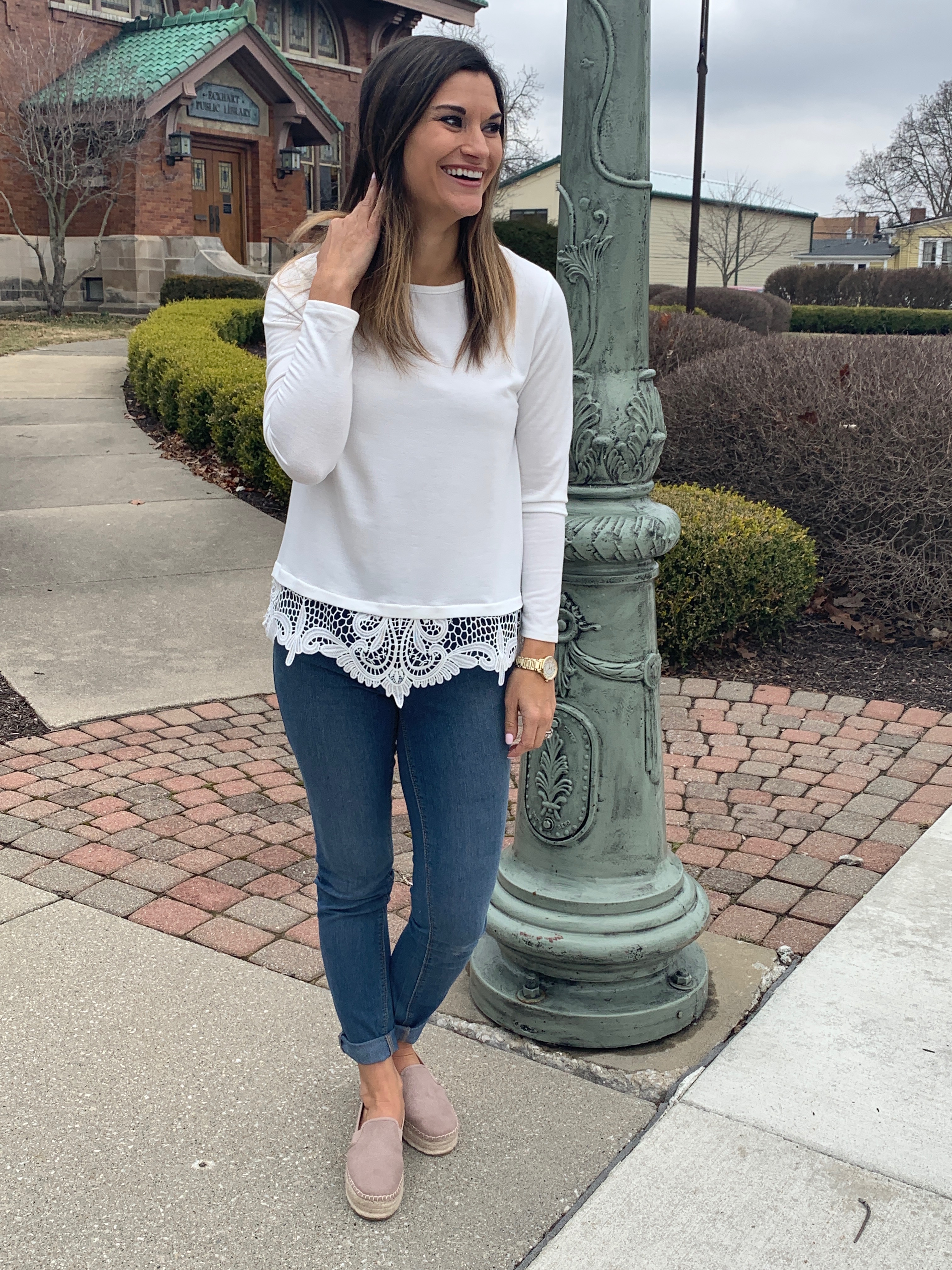 How to Wear One White Lace Top Five Ways – Just Posted