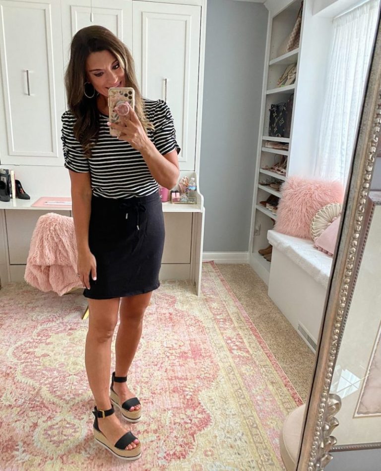 20 Ways to Wear a Striped Shirt – Just Posted