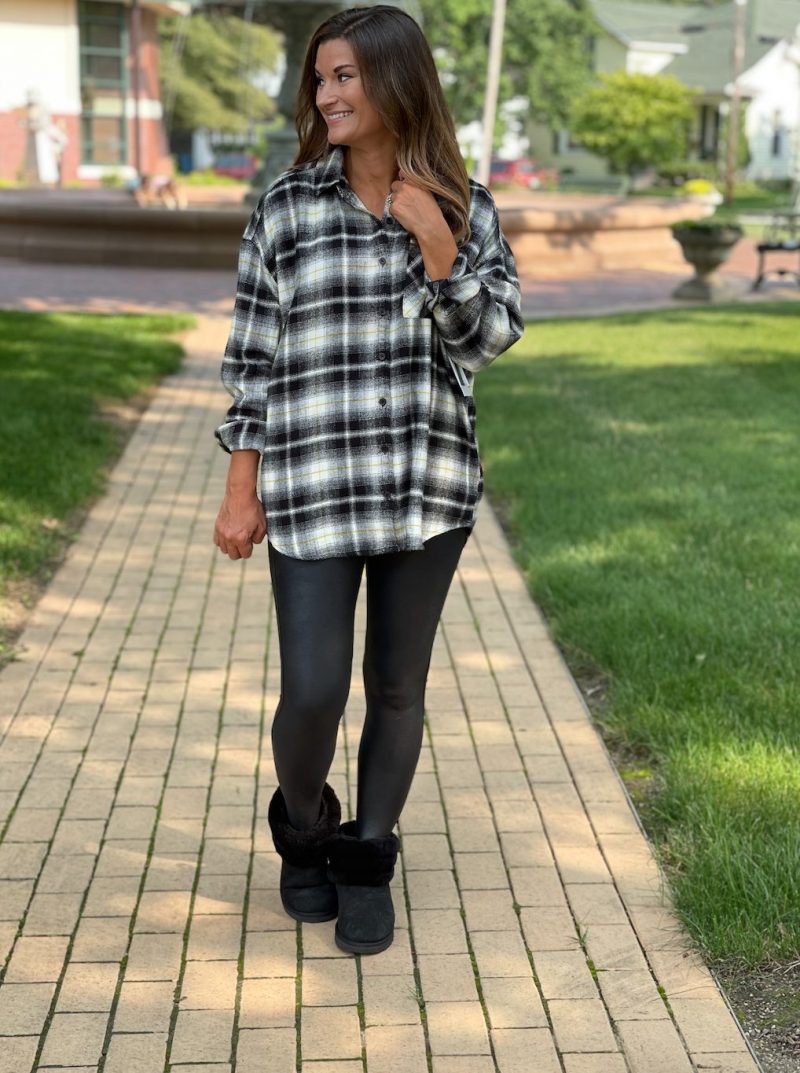 10 Ways to Style Faux Leather Leggings – Just Posted